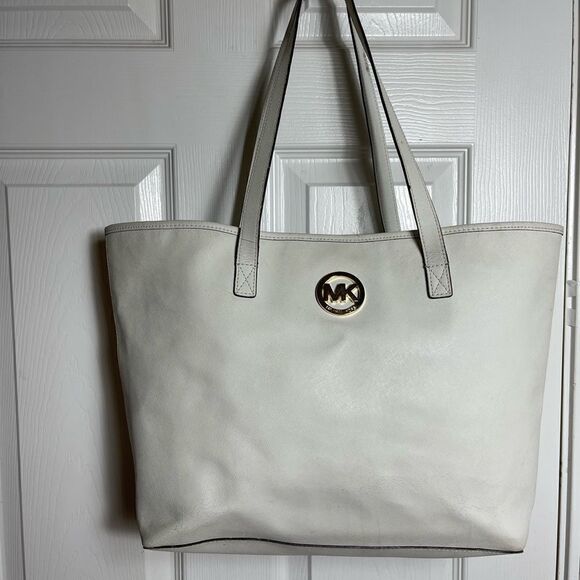 Michael Kors Jet Set Travel Tote Optic White Saffiano leather gold tone logo - Picture 1 of 15